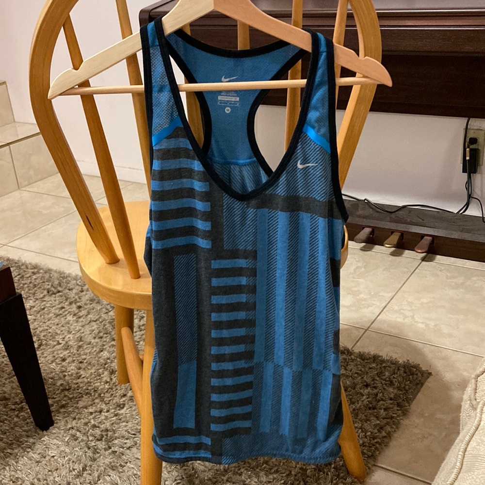 Nike workout tank